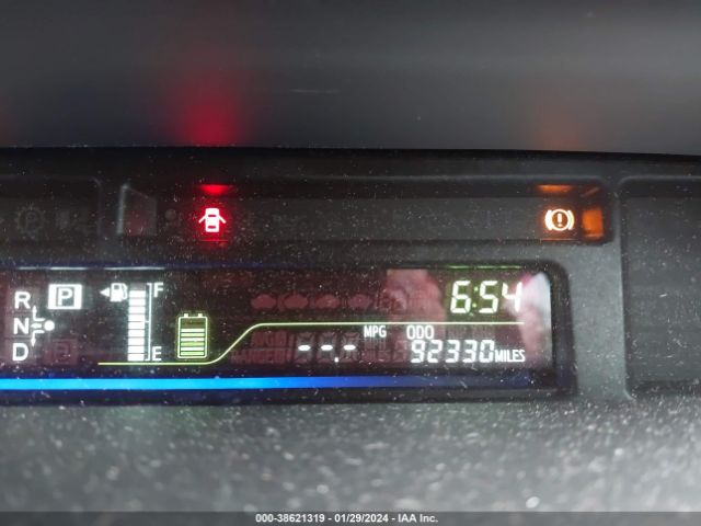 Photo 6 VIN: JTDZN3EU2E3360964 - TOYOTA PRIUS V 