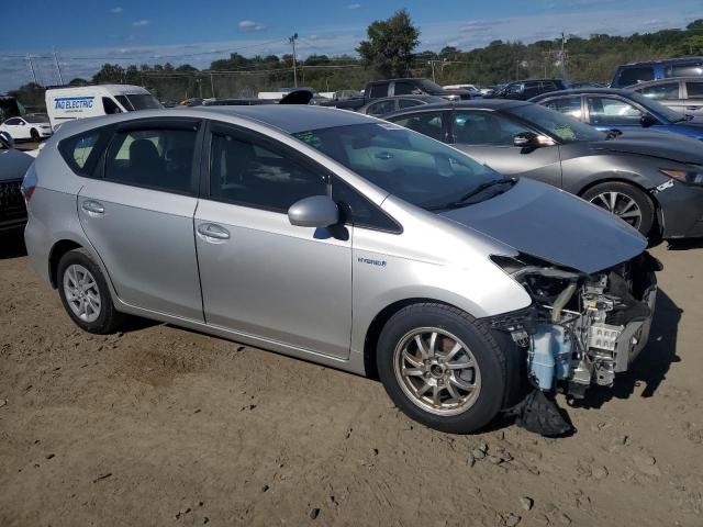 Photo 3 VIN: JTDZN3EU2EJ007362 - TOYOTA PRIUS V 