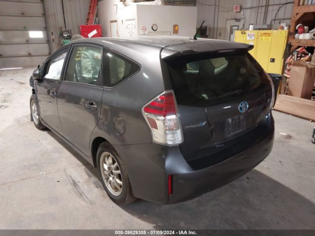 Photo 2 VIN: JTDZN3EU2FJ029265 - TOYOTA PRIUS V 