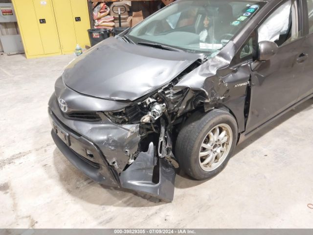 Photo 5 VIN: JTDZN3EU2FJ029265 - TOYOTA PRIUS V 