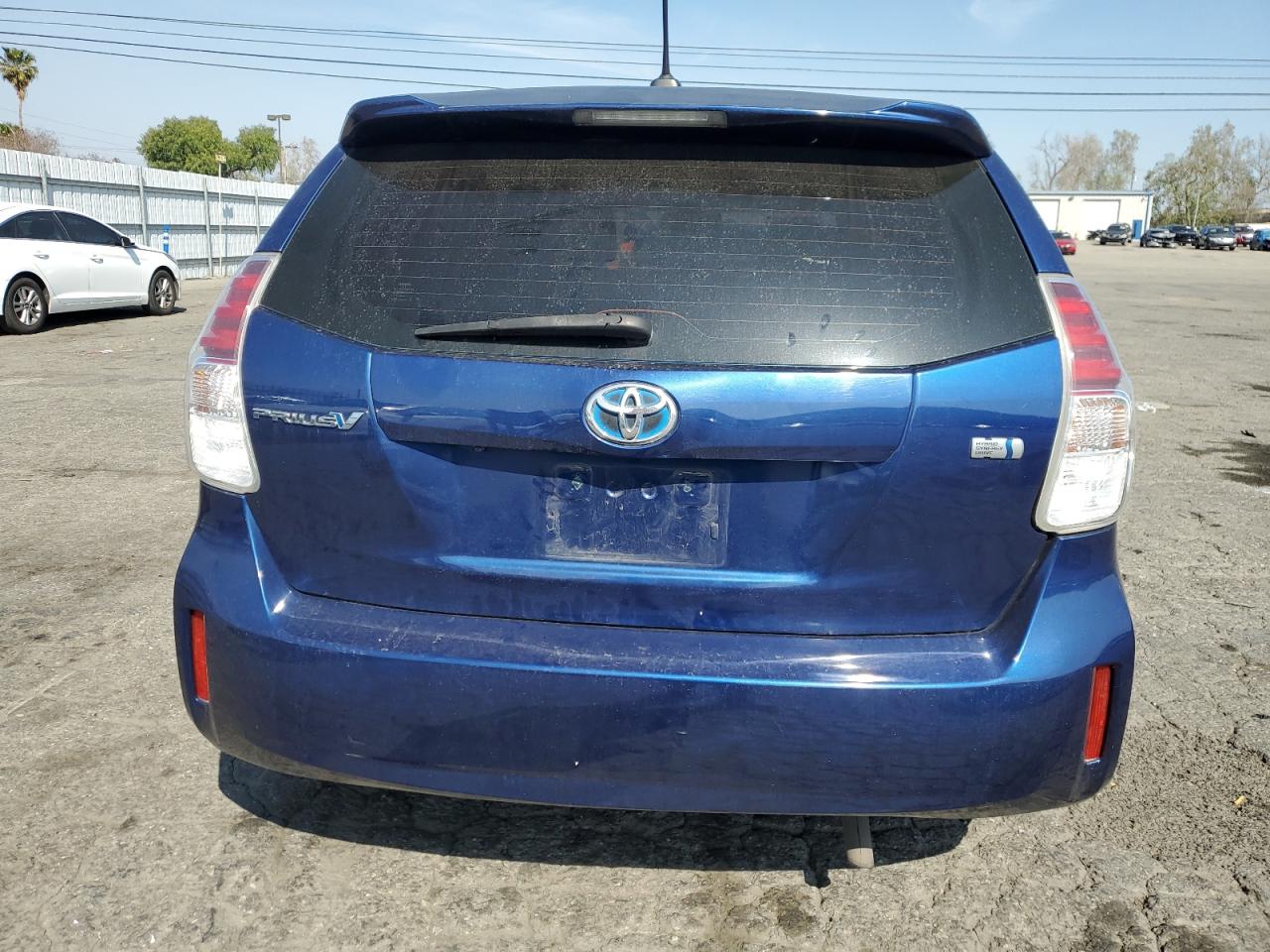 Photo 5 VIN: JTDZN3EU2FJ030237 - TOYOTA PRIUS 