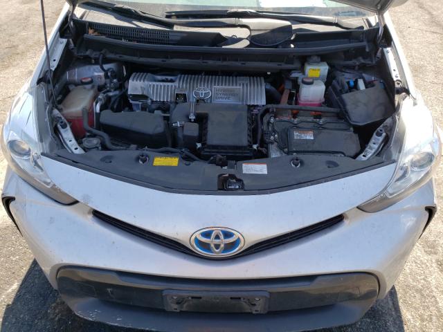 Photo 6 VIN: JTDZN3EU2FJ030772 - TOYOTA PRIUS V 