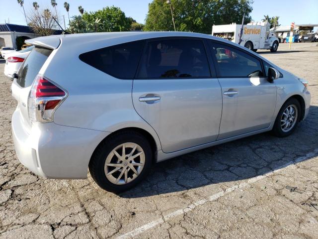 Photo 2 VIN: JTDZN3EU2FJ035969 - TOYOTA PRIUS V 