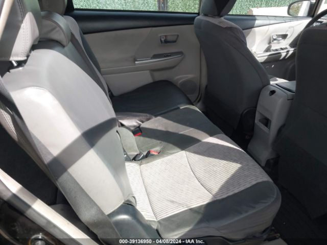 Photo 7 VIN: JTDZN3EU2GJ046780 - TOYOTA PRIUS V 