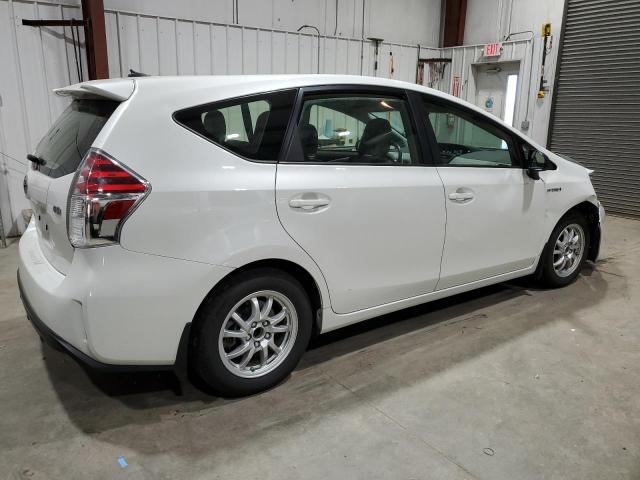 Photo 2 VIN: JTDZN3EU2GJ048108 - TOYOTA PRIUS V 