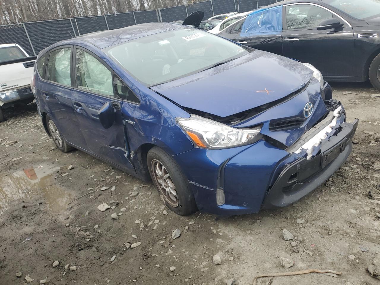 Photo 3 VIN: JTDZN3EU2HJ057960 - TOYOTA PRIUS 