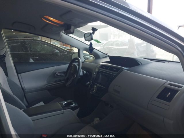 Photo 4 VIN: JTDZN3EU2HJ062530 - TOYOTA PRIUS V 