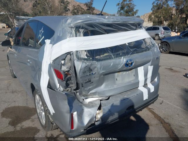 Photo 5 VIN: JTDZN3EU2HJ072006 - TOYOTA PRIUS V 