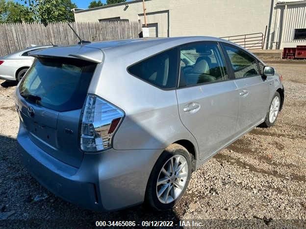 Photo 3 VIN: JTDZN3EU3C3059777 - TOYOTA PRIUS V 