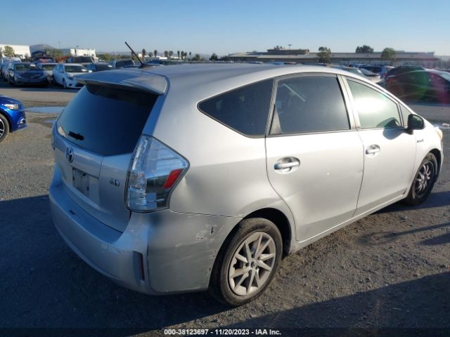 Photo 3 VIN: JTDZN3EU3C3079818 - TOYOTA PRIUS V 