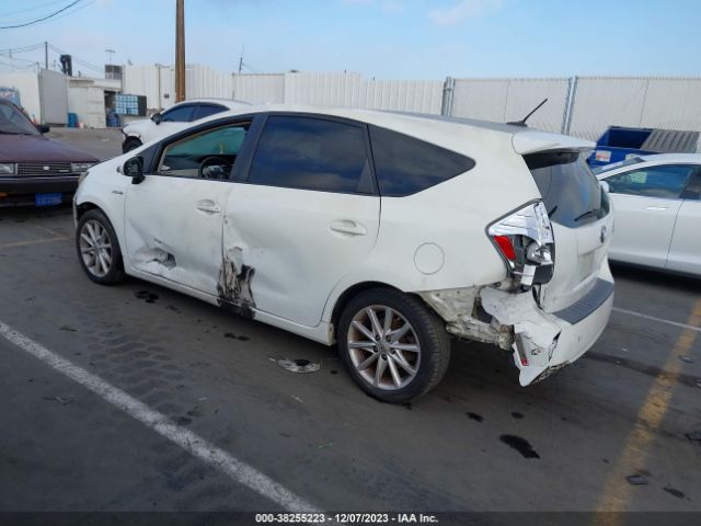 Photo 2 VIN: JTDZN3EU3C3121016 - TOYOTA PRIUS V 