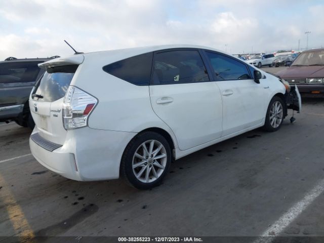 Photo 3 VIN: JTDZN3EU3C3121016 - TOYOTA PRIUS V 