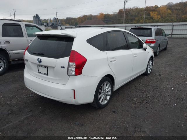 Photo 3 VIN: JTDZN3EU3C3182091 - TOYOTA PRIUS V 