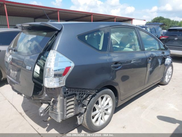 Photo 3 VIN: JTDZN3EU3D3192640 - TOYOTA PRIUS V 