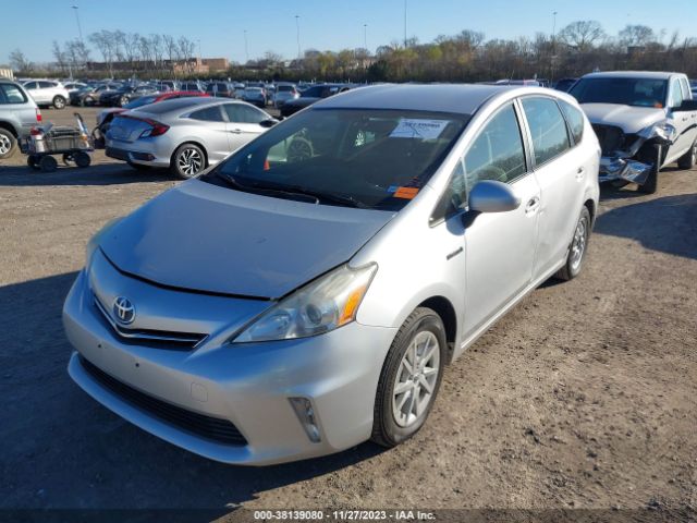 Photo 1 VIN: JTDZN3EU3D3201109 - TOYOTA PRIUS V 