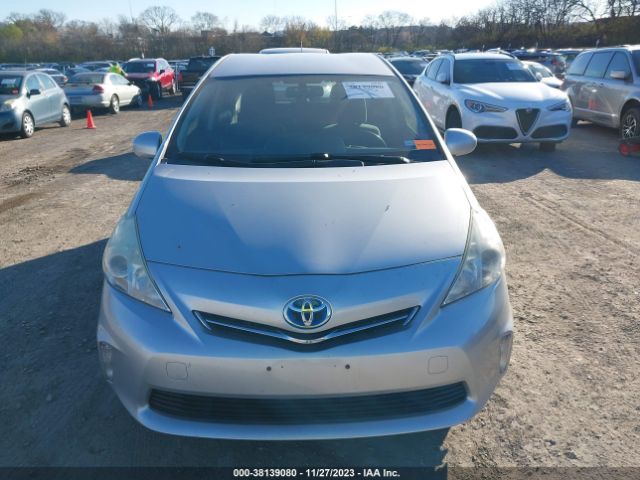 Photo 5 VIN: JTDZN3EU3D3201109 - TOYOTA PRIUS V 