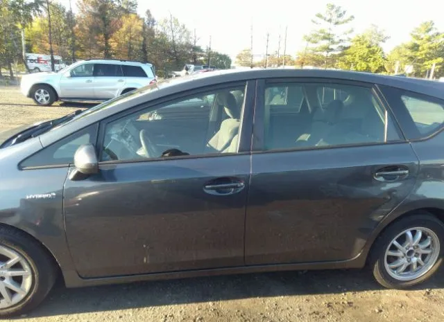 Photo 5 VIN: JTDZN3EU3D3206763 - TOYOTA PRIUS V 