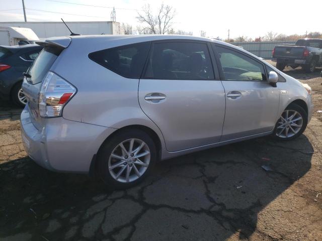 Photo 2 VIN: JTDZN3EU3D3212546 - TOYOTA PRIUS V 