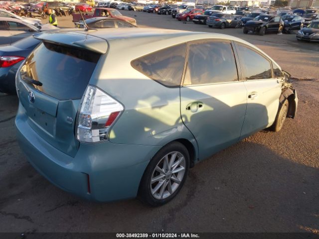 Photo 3 VIN: JTDZN3EU3D3255042 - TOYOTA PRIUS V 