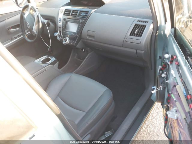 Photo 4 VIN: JTDZN3EU3D3255042 - TOYOTA PRIUS V 