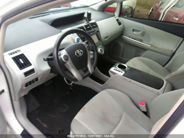 Photo 4 VIN: JTDZN3EU3D3284072 - TOYOTA PRIUS V 