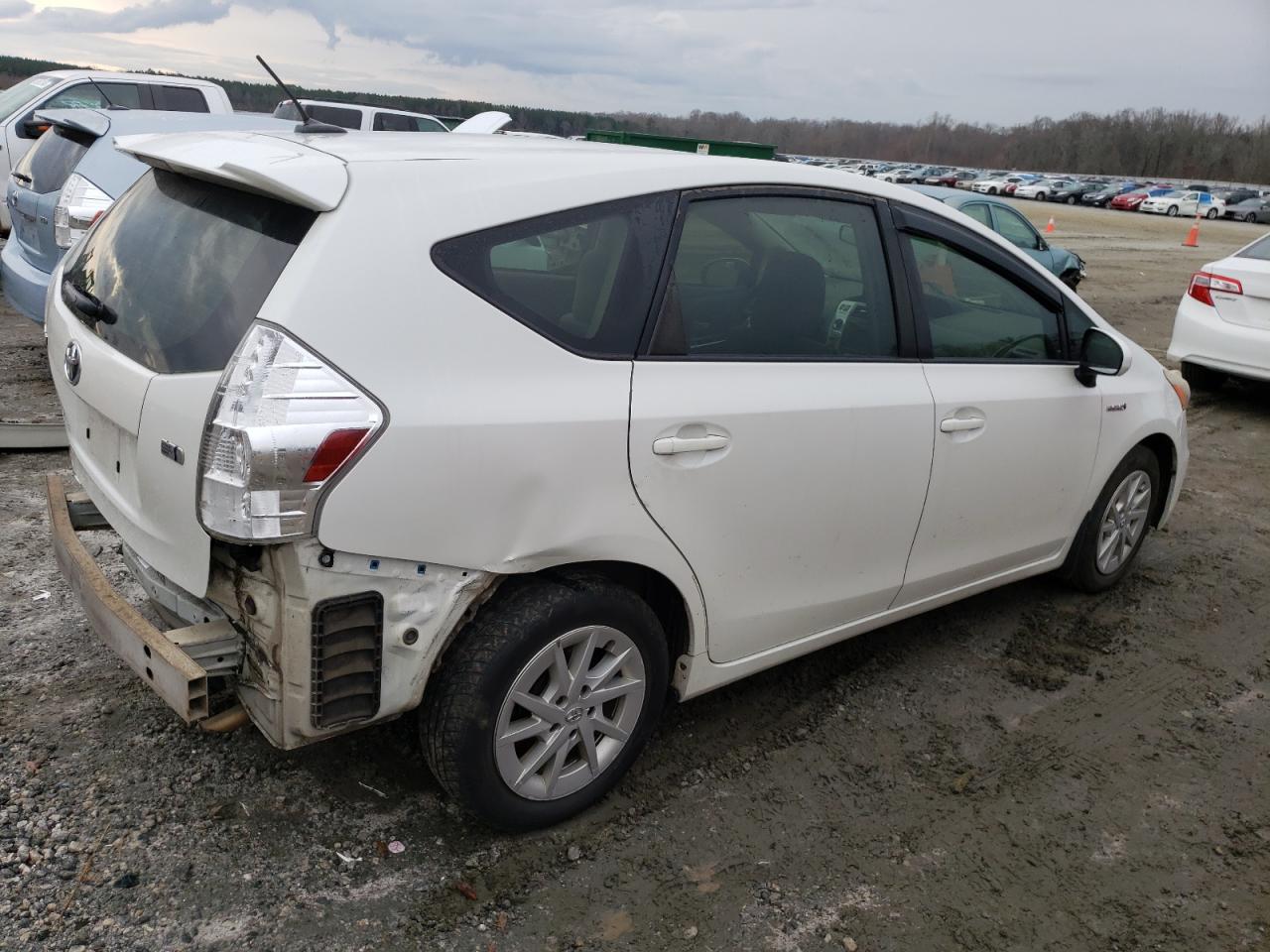 Photo 2 VIN: JTDZN3EU3E3322935 - TOYOTA PRIUS 