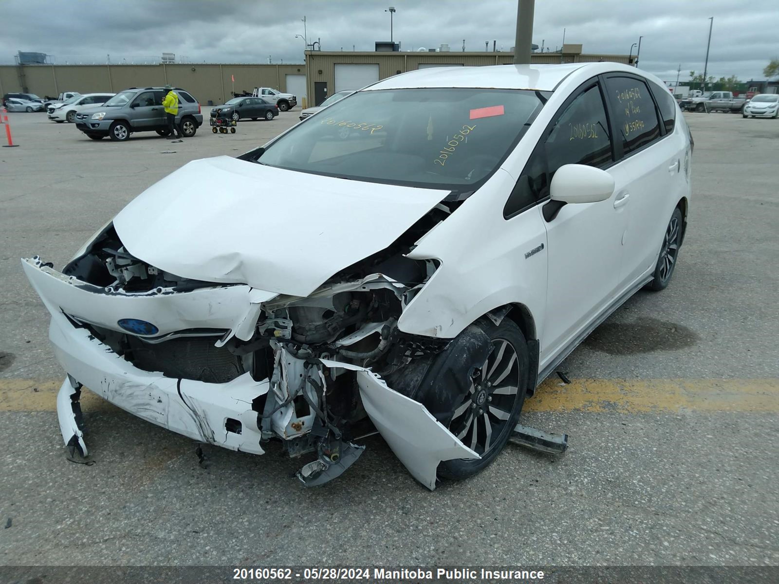 Photo 1 VIN: JTDZN3EU3E3351240 - TOYOTA PRIUS V (+) 