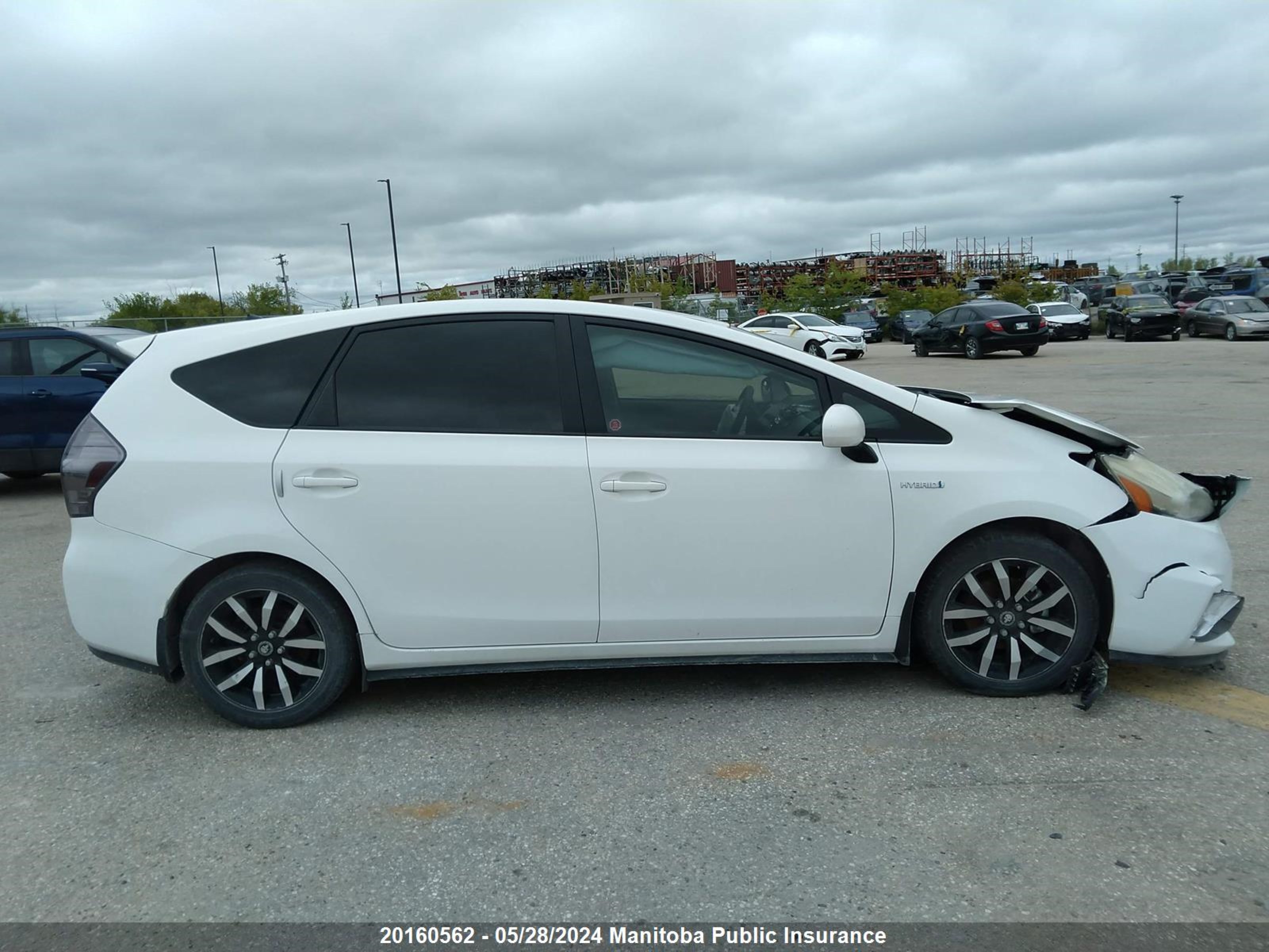 Photo 13 VIN: JTDZN3EU3E3351240 - TOYOTA PRIUS V (+) 