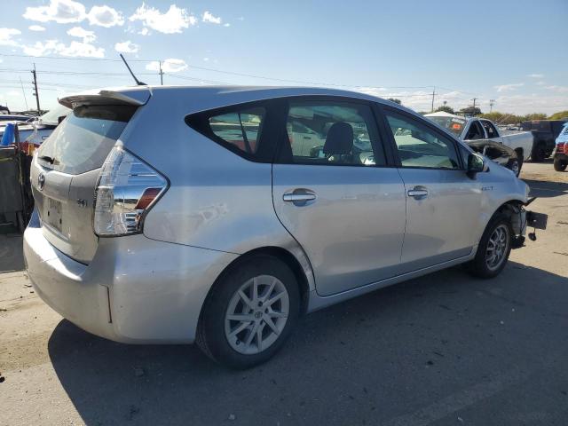 Photo 2 VIN: JTDZN3EU3EJ015535 - TOYOTA PRIUS V 