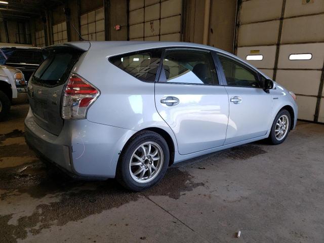 Photo 2 VIN: JTDZN3EU3FJ017626 - TOYOTA PRIUS V 