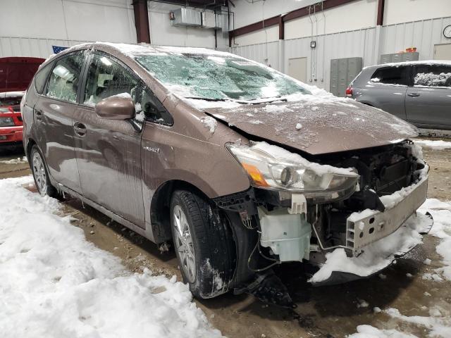 Photo 3 VIN: JTDZN3EU3FJ037973 - TOYOTA PRIUS V 