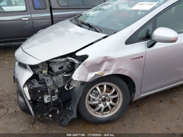 Photo 5 VIN: JTDZN3EU3HJ057868 - TOYOTA PRIUS V 