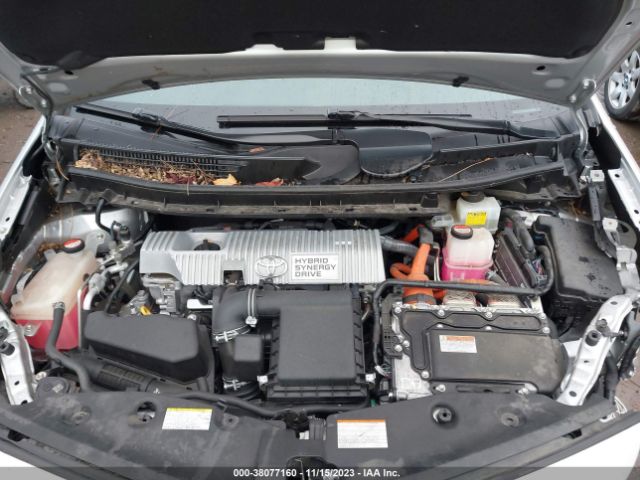 Photo 9 VIN: JTDZN3EU3HJ057868 - TOYOTA PRIUS V 