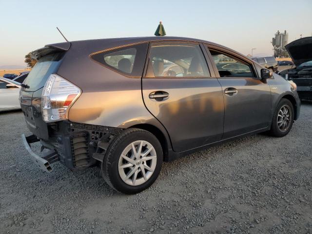 Photo 2 VIN: JTDZN3EU4C3029445 - TOYOTA PRIUS V 