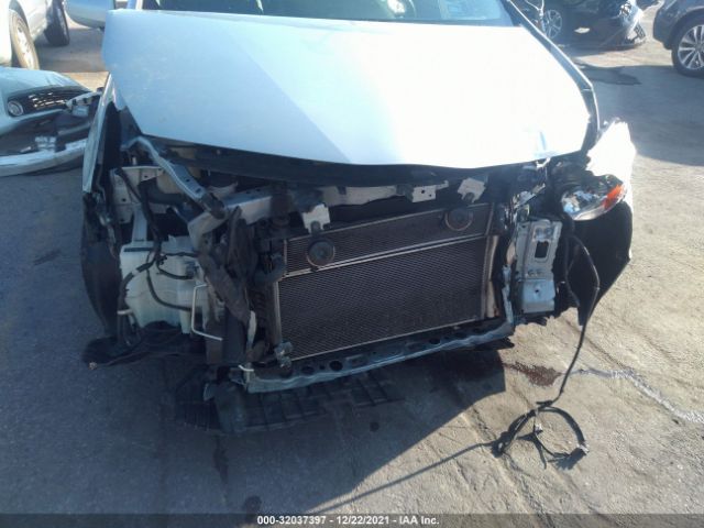 Photo 5 VIN: JTDZN3EU4C3031471 - TOYOTA PRIUS V 