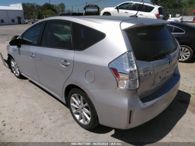 Photo 2 VIN: JTDZN3EU4C3054670 - TOYOTA PRIUS V 