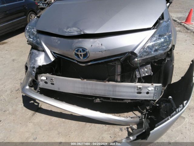 Photo 5 VIN: JTDZN3EU4C3054670 - TOYOTA PRIUS V 