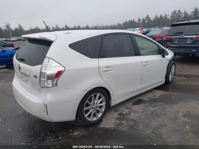 Photo 3 VIN: JTDZN3EU4C3181290 - TOYOTA PRIUS V 