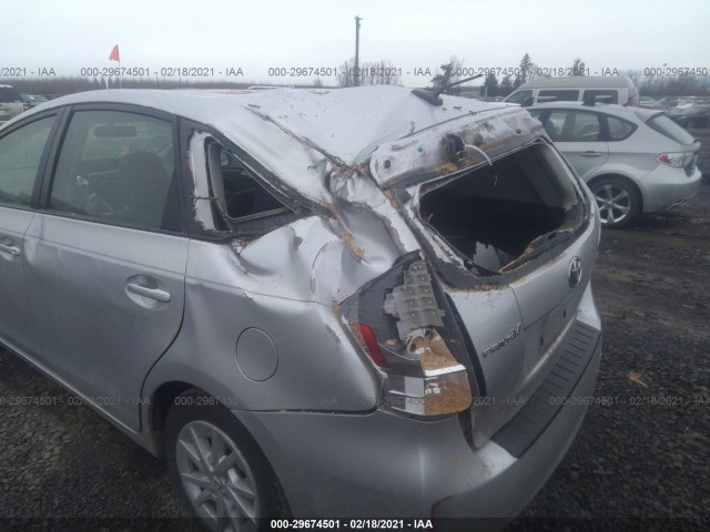 Photo 5 VIN: JTDZN3EU4D3198298 - TOYOTA PRIUS V 