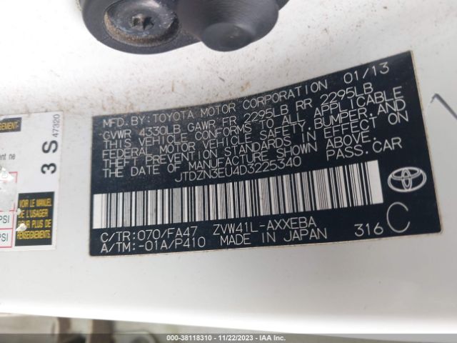 Photo 8 VIN: JTDZN3EU4D3225340 - TOYOTA PRIUS V 