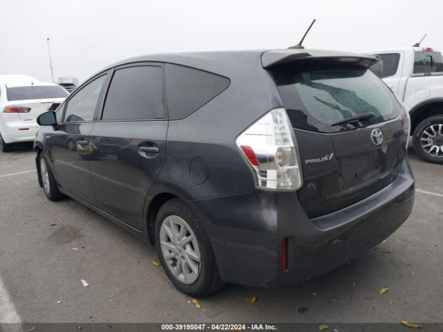 Photo 2 VIN: JTDZN3EU4D3286316 - TOYOTA PRIUS V 