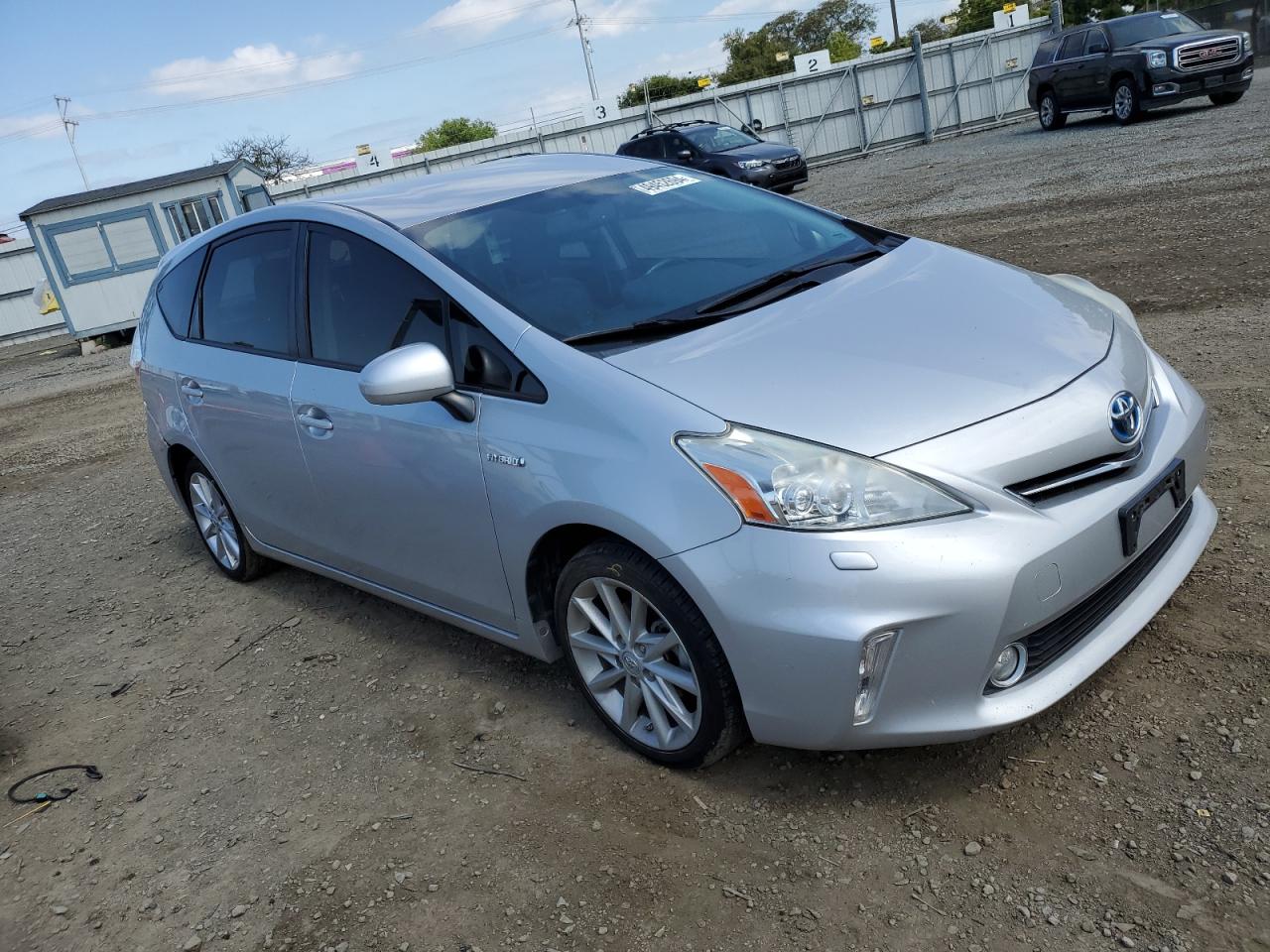 Photo 3 VIN: JTDZN3EU4E3321681 - TOYOTA PRIUS 