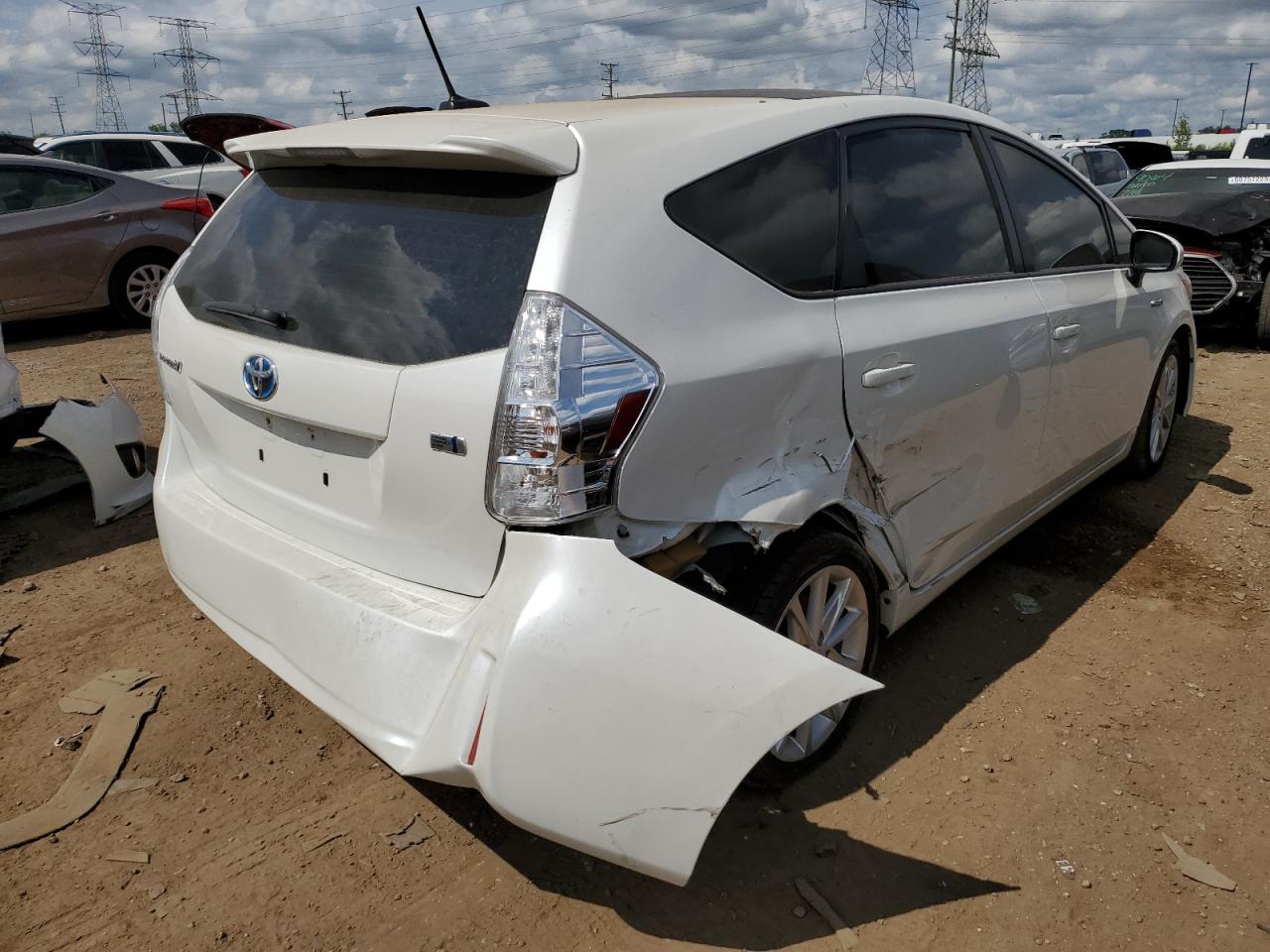 Photo 2 VIN: JTDZN3EU4E3322619 - TOYOTA PRIUS 