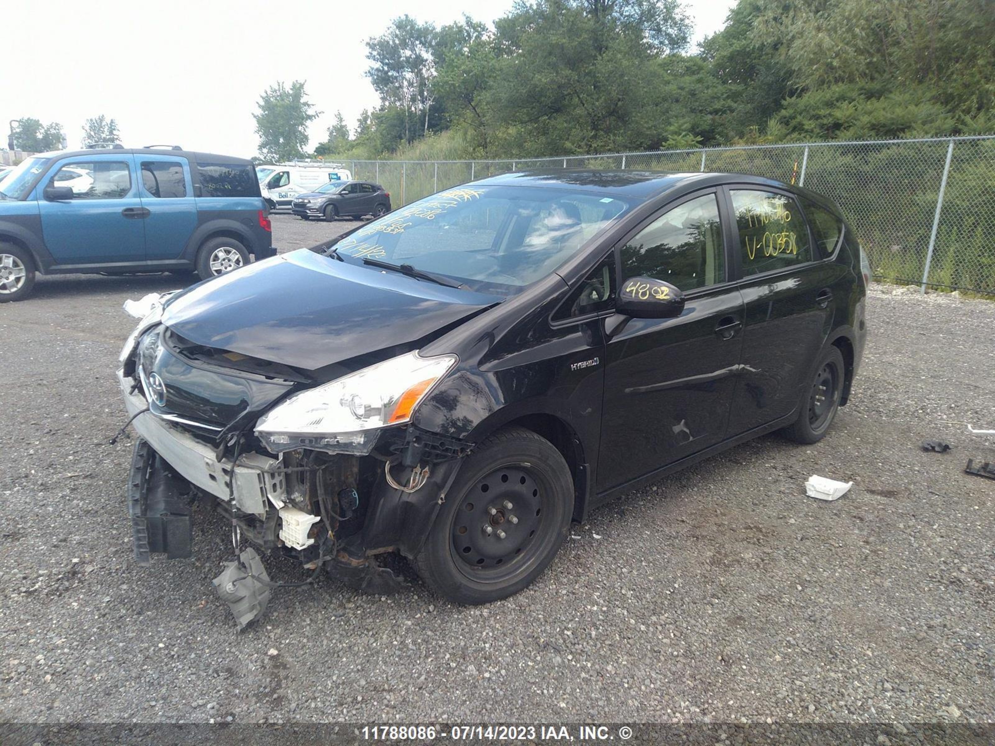 Photo 1 VIN: JTDZN3EU4EJ003538 - TOYOTA PRIUS V (+) 