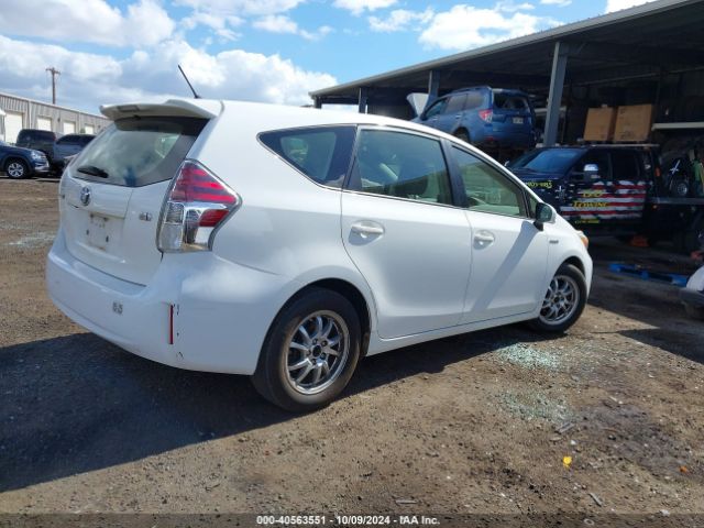 Photo 3 VIN: JTDZN3EU4FJ026996 - TOYOTA PRIUS V 