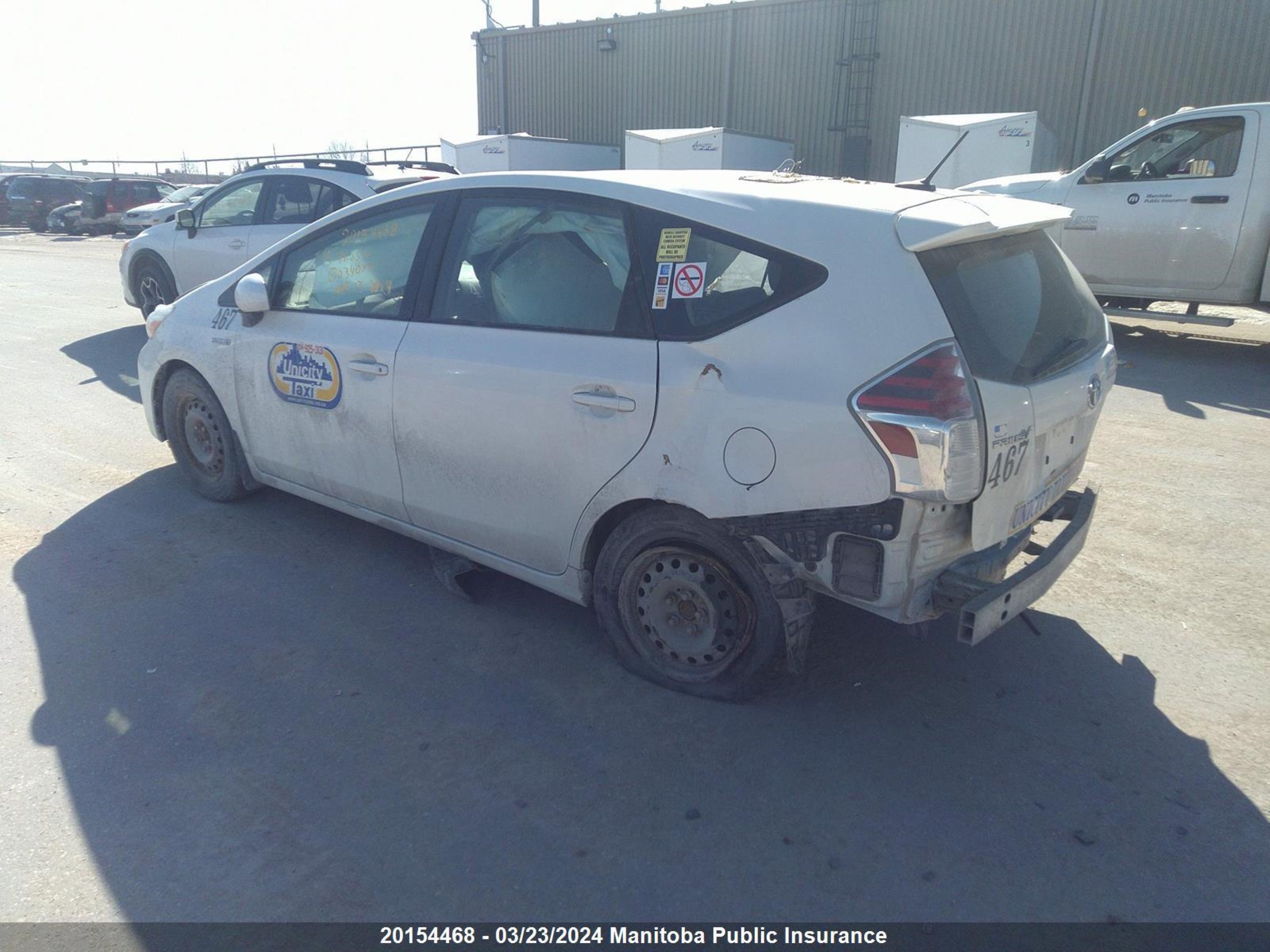 Photo 2 VIN: JTDZN3EU4FJ034077 - TOYOTA PRIUS V (+) 