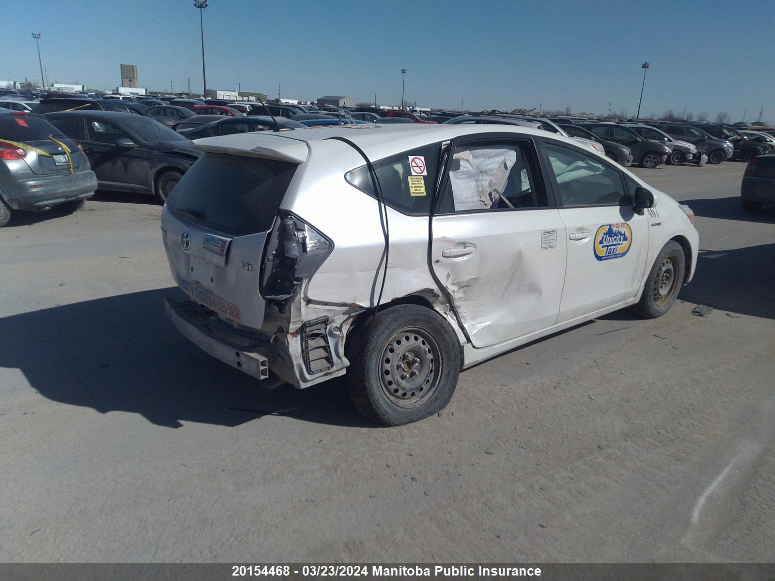 Photo 3 VIN: JTDZN3EU4FJ034077 - TOYOTA PRIUS V (+) 