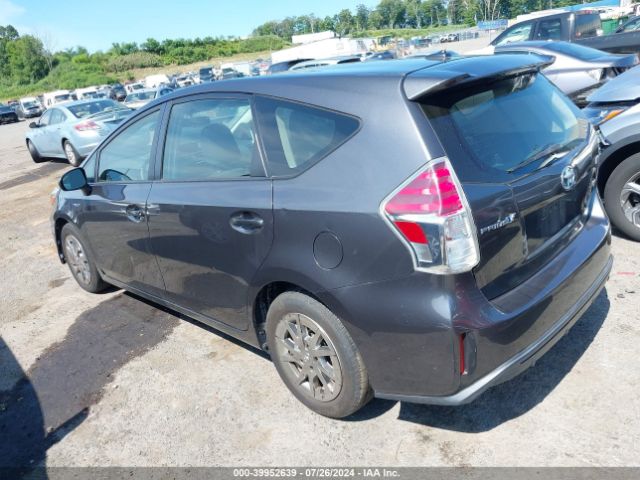 Photo 2 VIN: JTDZN3EU4FJ038713 - TOYOTA PRIUS V 