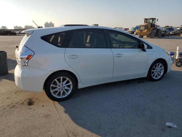 Photo 2 VIN: JTDZN3EU5C3106808 - TOYOTA PRIUS V 