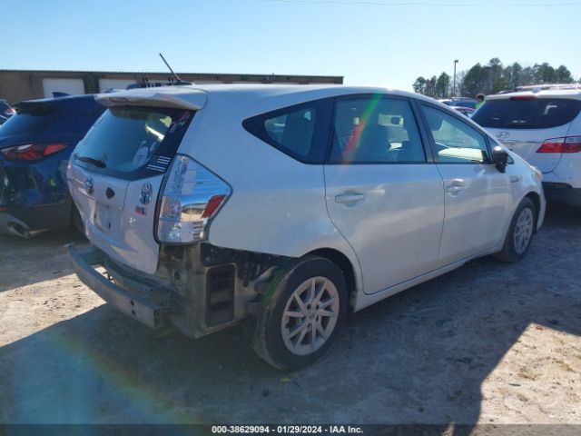 Photo 3 VIN: JTDZN3EU5C3112673 - TOYOTA PRIUS V 